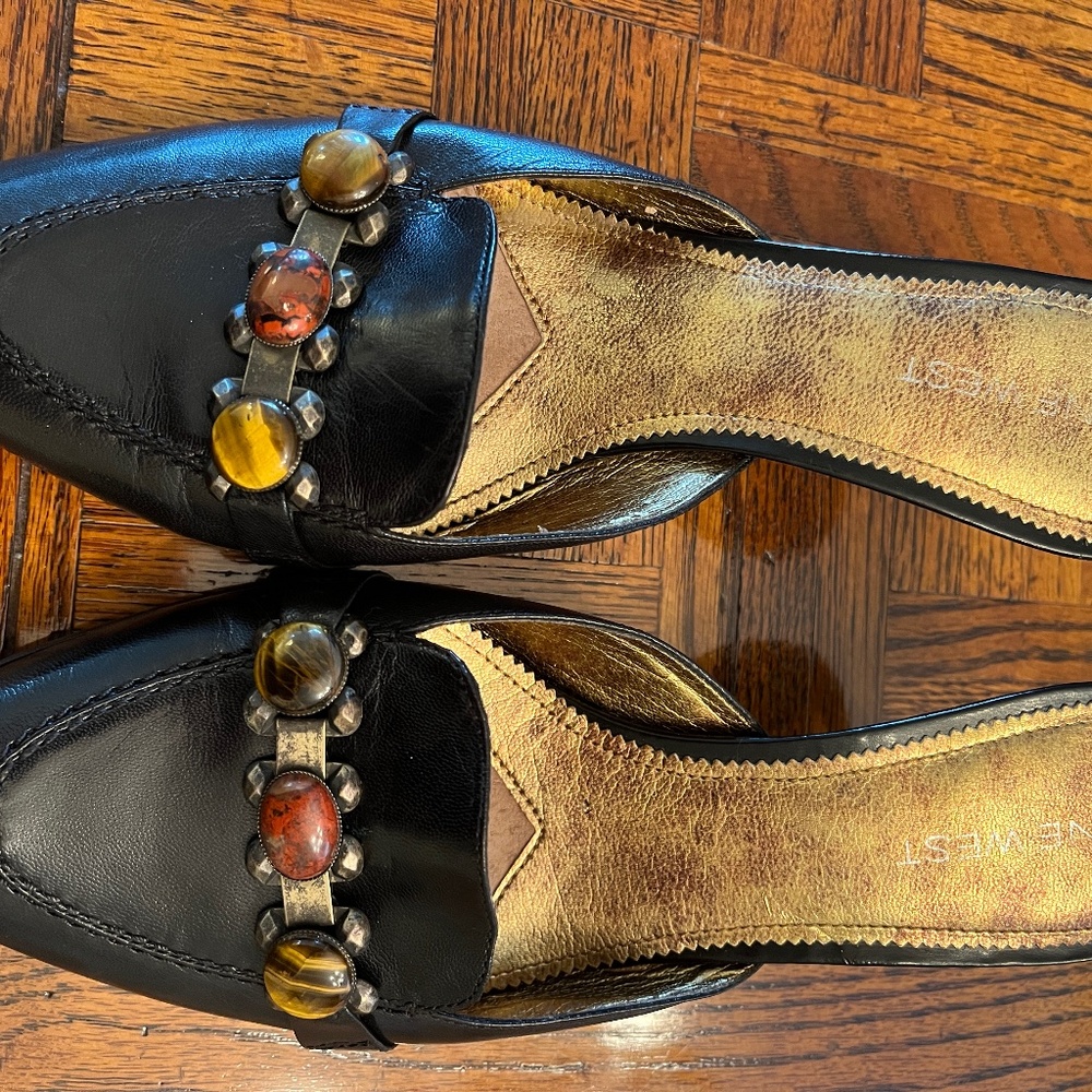 NINE WEST:  Black Leather Mule with Bronze/Topaz colored ornamentation